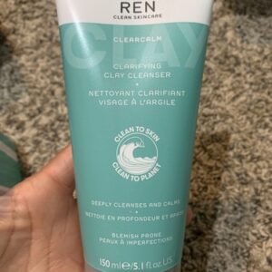 ren clean skincare evercalm™ gentle cleansing gel